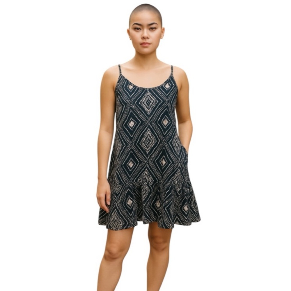 Bailey Blue Medium Blue & White Diamond Pattern T-Strap Tunic